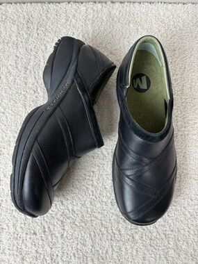 Merrell Shoes Womens 8.5 Black Primo Patch Comfort Leather Slip On Clogs
